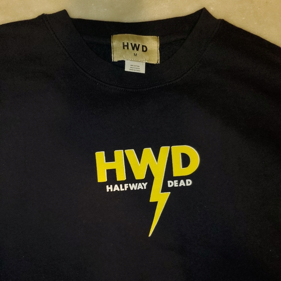 MENS MEDIUM - HALFWAY DEAD SWEATSHIRT, CREW NECK. - Picture 2 of 4